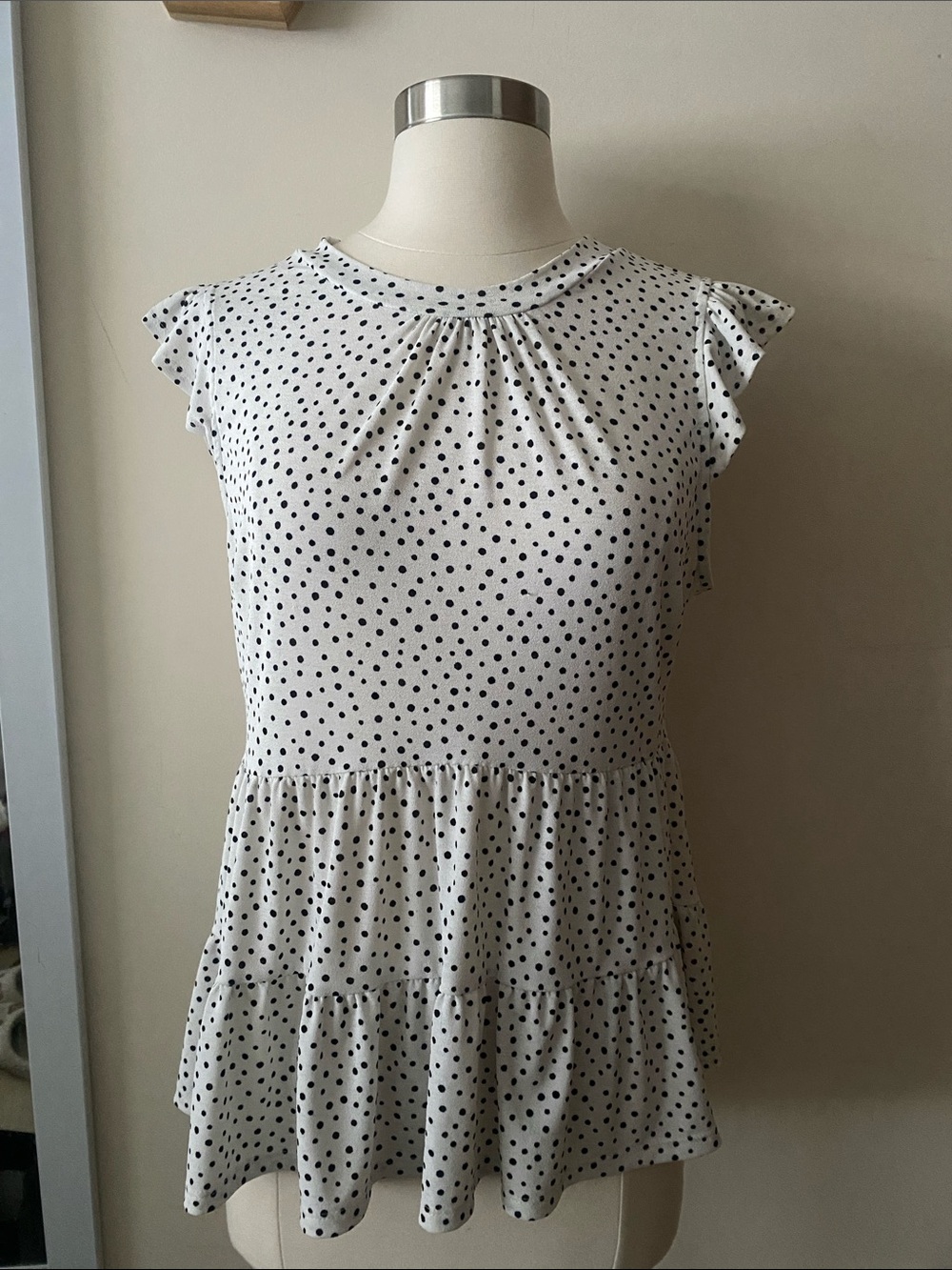 Monteau white polka dot top